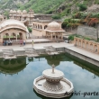Fontana al Tempio delle Scimmie presso Jaipur, in Rajasthan, India