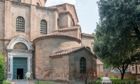 Ingresso della Basilica di San Vitale, Ravenna