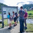 Turisti a Crampiolo presso l'Alpe Devero, Piemonte