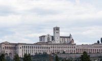 Vista dell'esterno della Basilica di San Francesco, Assisi