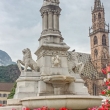 Fiori in Piazza Walther Von Der Vogelweide, Bolzano