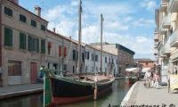 Barcone sul canale di Comacchio, Emilia Romagna