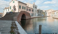 Ponte sul canale di Comacchio, Emilia Romagna