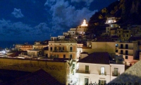 Centro di Amalfi alla sera