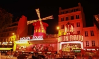 Esterno del Moulin Rouge, Parigi