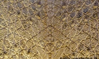 Decorazioni all'interno dell'Alhambra di Granada in Andalusia, Spagna
