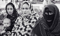 Donne presso il Mar Caspio, Iran