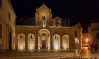 Vista notturna della Parrocchia San Giovanni Battista, Matera