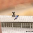 Agente speciale sul tetto presso il Miniatur Wunderland di Amburgo, Germania