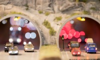 Automobili in galleria presso il Miniatur Wunderland di Amburgo, Germania