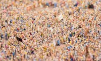 Folla di persone al concerto presso il Miniatur Wunderland di Amburgo, Germania