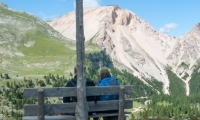 Panchina presso la Capanna Alpina - rifugio Fanes, Val Badia