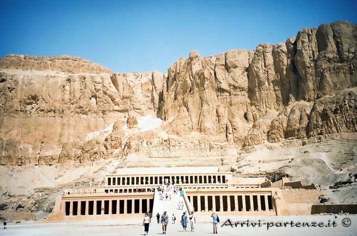 I Colossi di Memnone, il Tempio di Hatshepsut, Esna ed Edfu