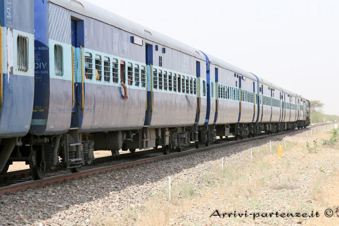 Treni e voli in India: treno indiano