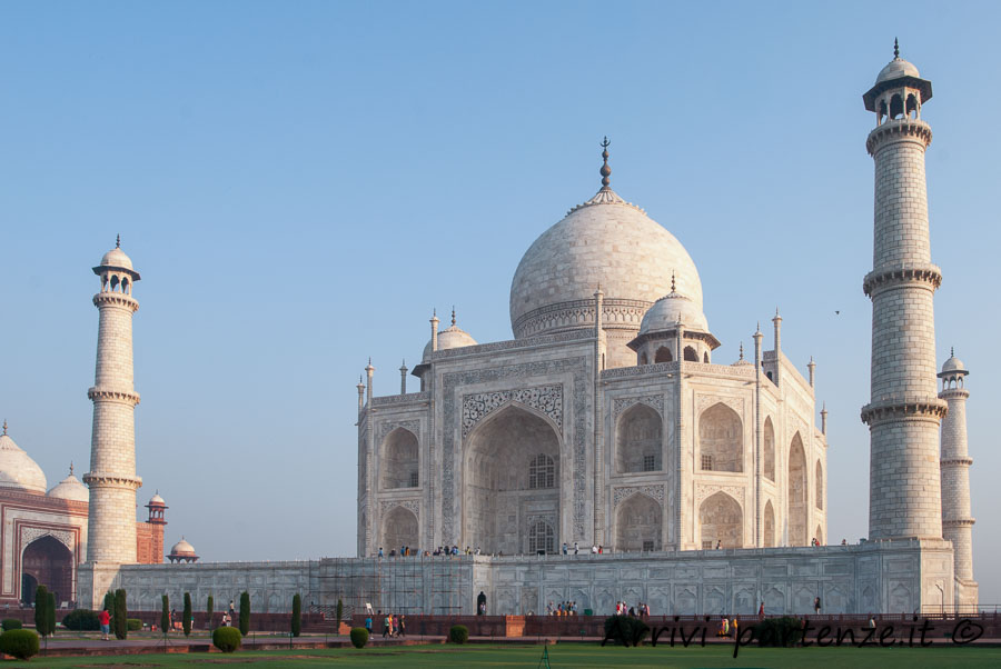 Agra, cosa vedere e dove dormire: Taj Mahal