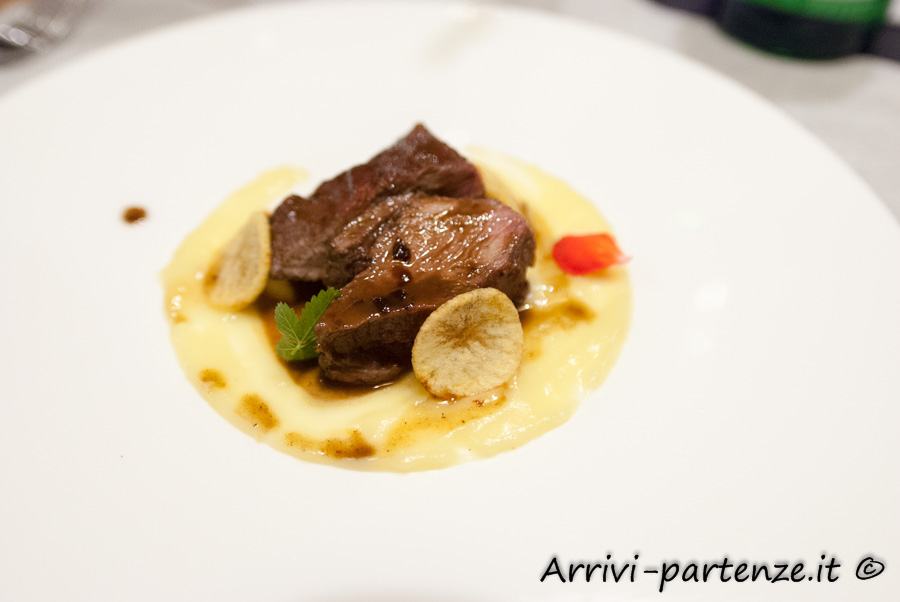 Piatto di guanciale presso il ristorante Q33 del Tenimento Al Castello di Sillavengo, Novara