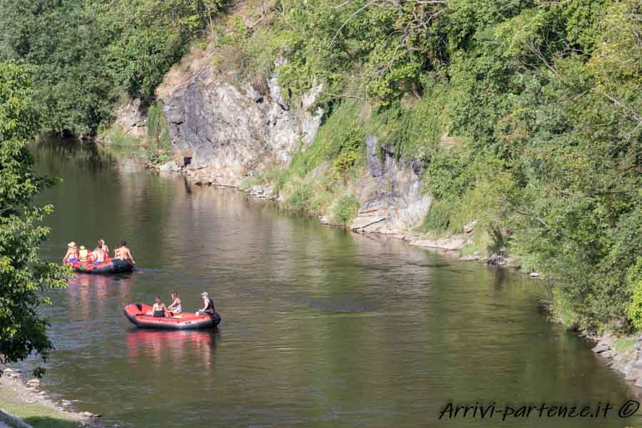 Cayoning sulla Riva del fiume Moldava a Cesky Krumlov, Repubblica Ceca