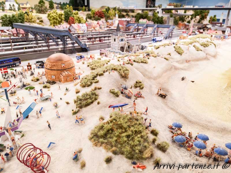 Spiaggia presso il Miniatur Wunderland di Amburgo, Germania